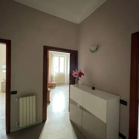 아파트 La Casa Dei Girasoli