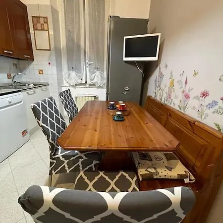 아파트 La Casa Dei Girasoli