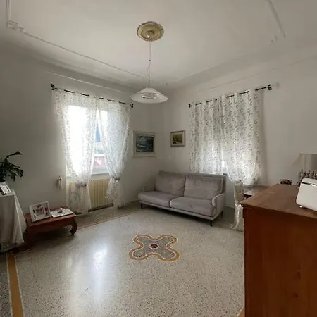La Casa Dei Girasoli Apartment