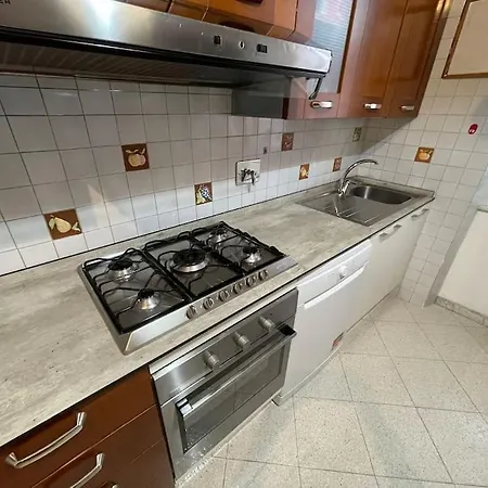 Apartment La Casa Dei Girasoli *